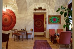 Slnečná miestnosť - Čajovna ČAVANGO Košice